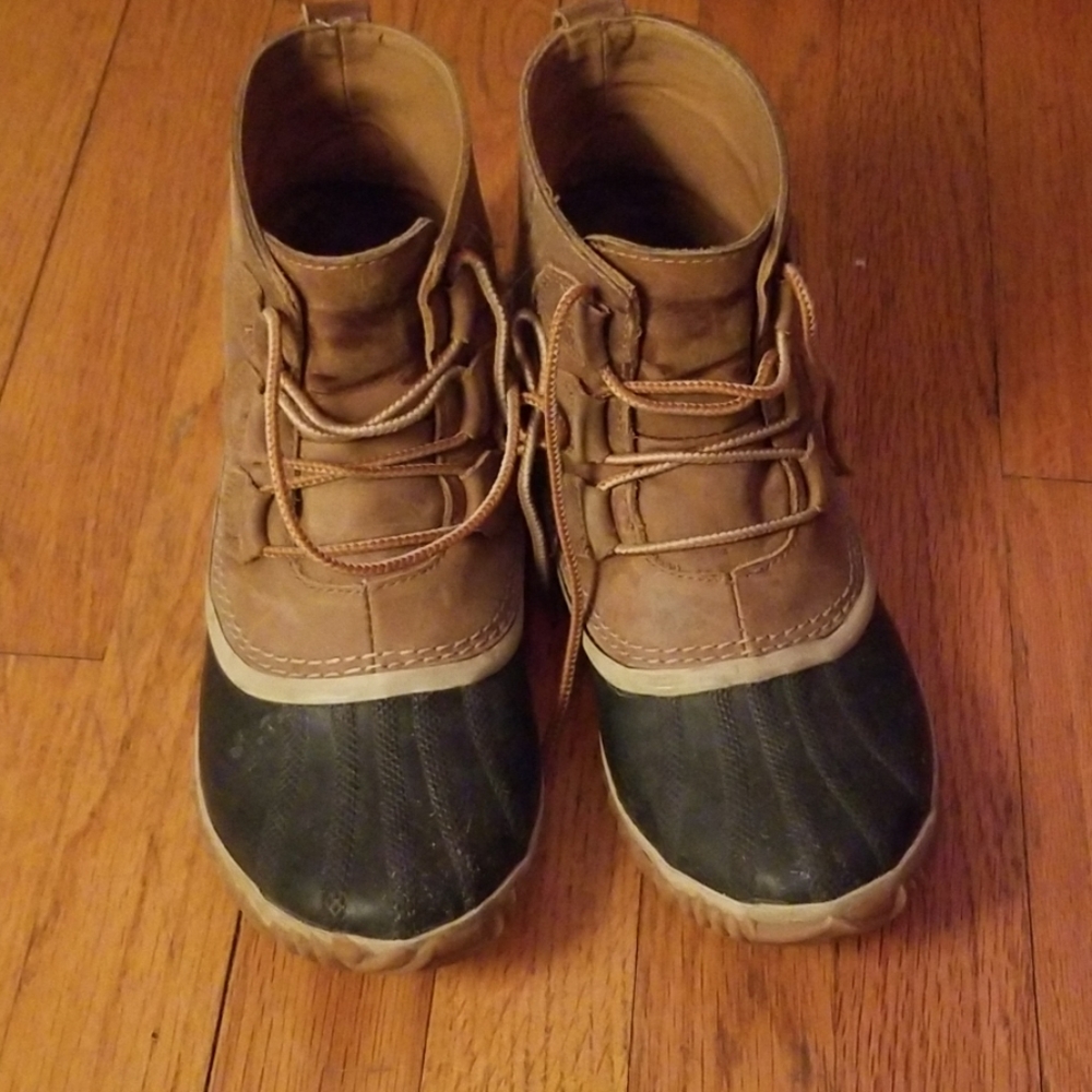 Sorel rain boots
